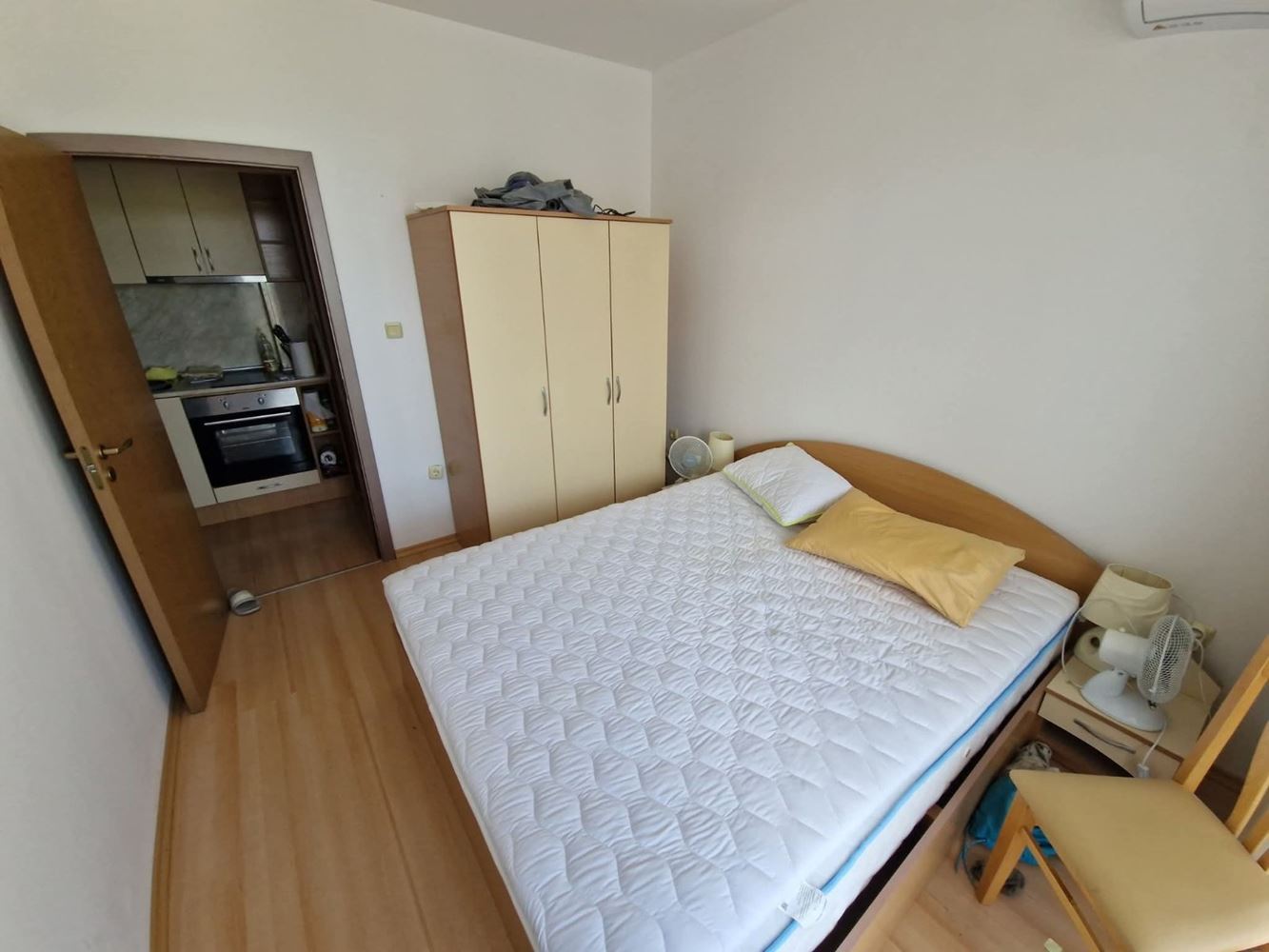 Apartament z jedną sypialnią z widokiem na basen w doskonale utrzymanym kompleksie – idealny na wypoczynek i inwestycję