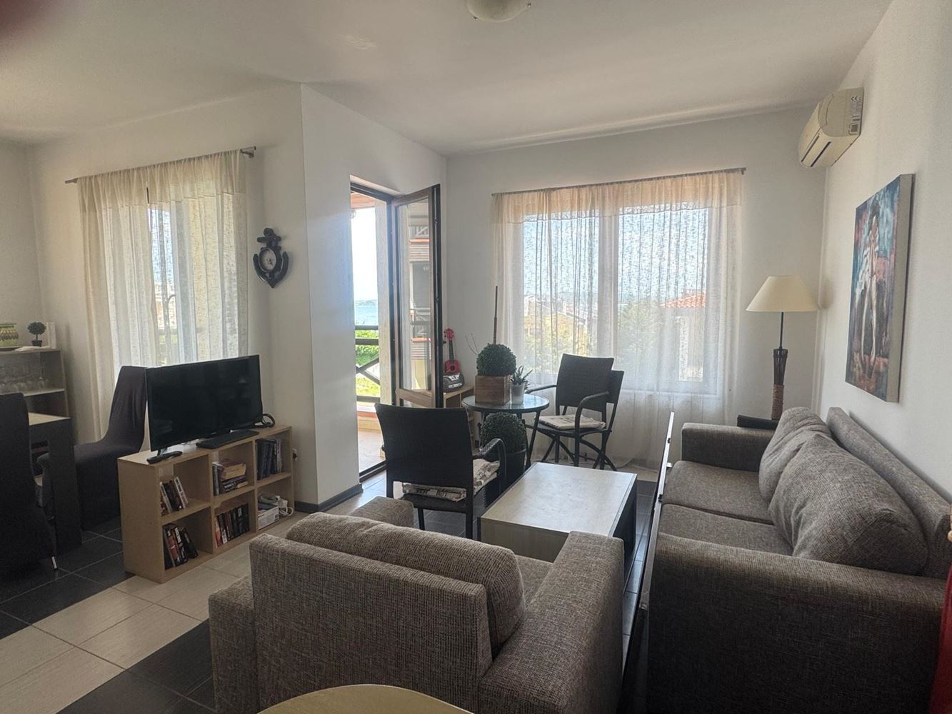 Wymarzony dom nad morzem – apartament z dwiema sypialniami, doskonałą lokalizacją i udogodnieniami