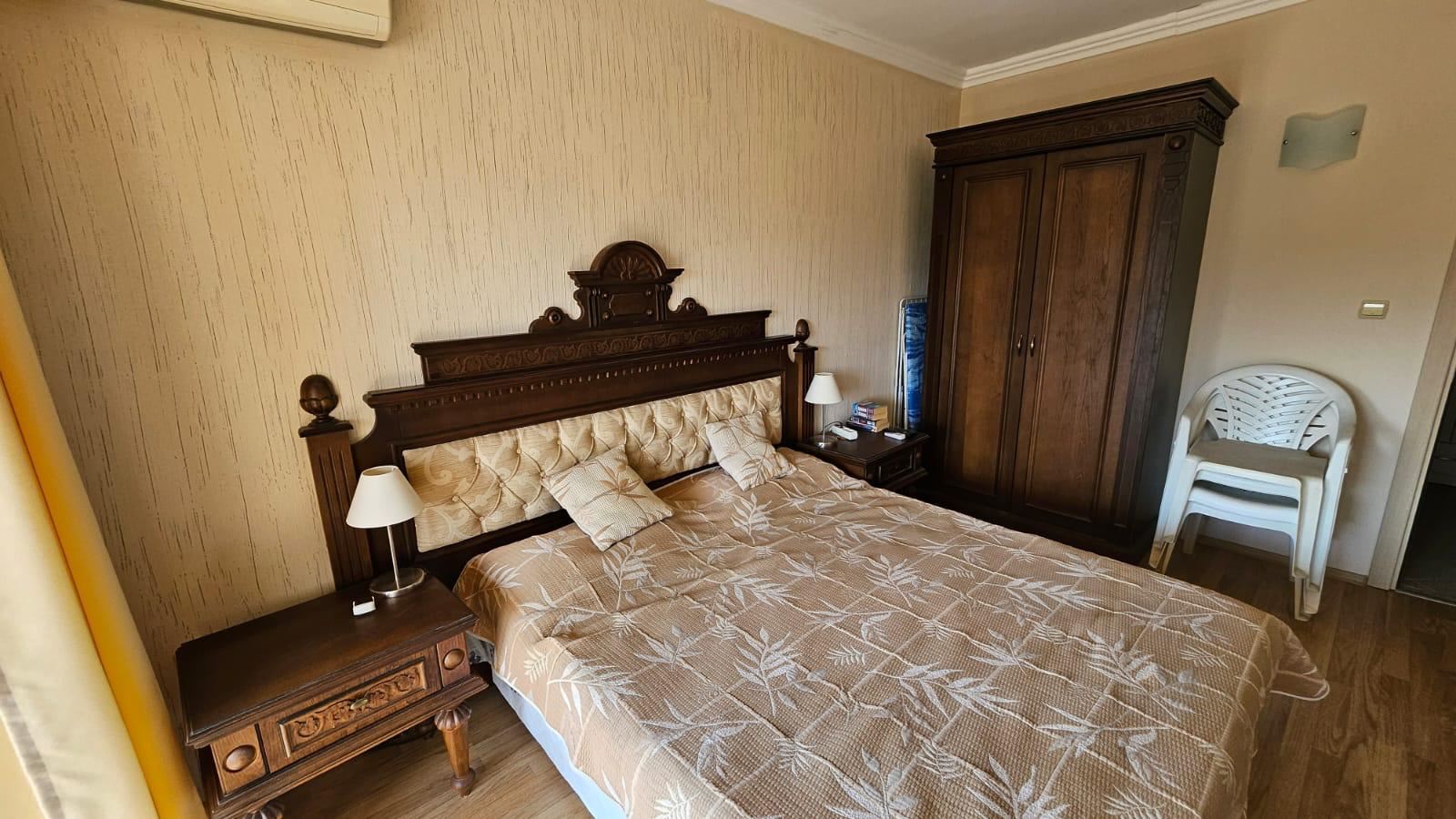 Przestronne mieszkanie z jedną sypialnią na pierwszej linii morza w Carewie z pełnym umeblowaniem