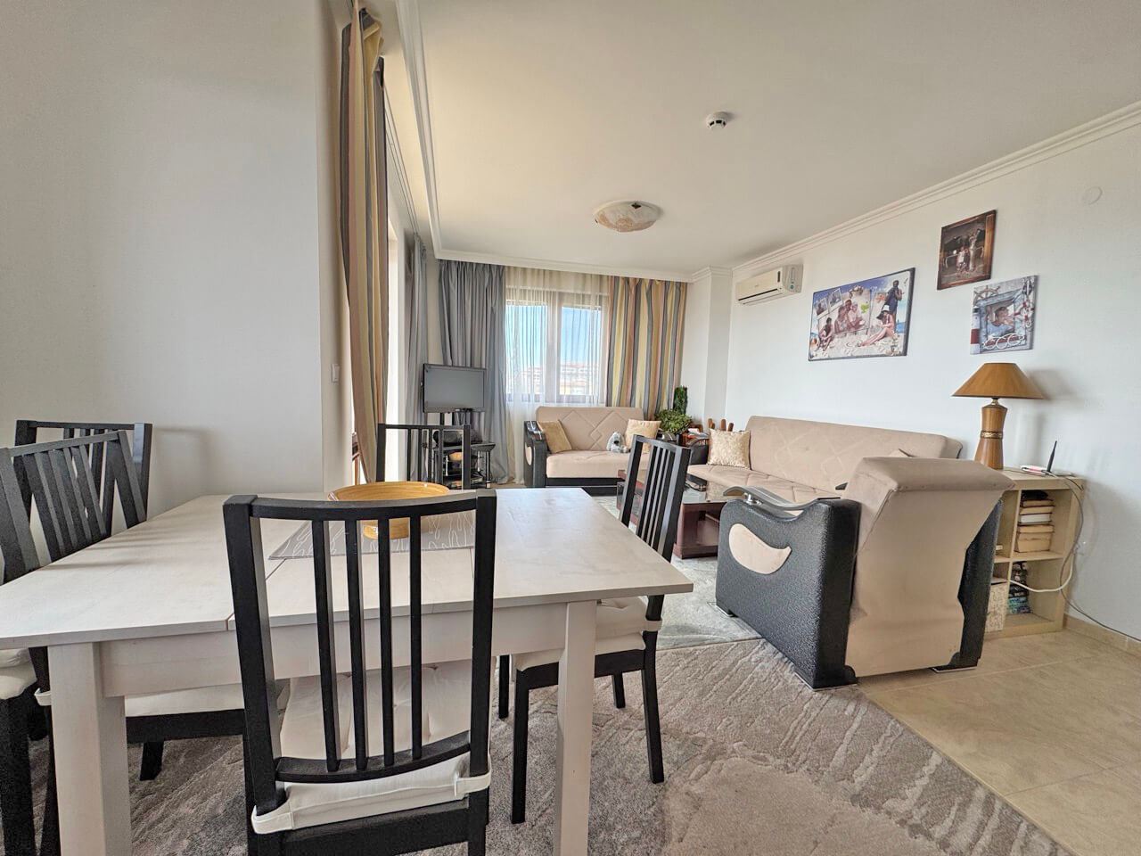 Przestronne mieszkanie z 2 sypialniami w butikowym kompleksie kilka metrów od morza w Sveti Vlas