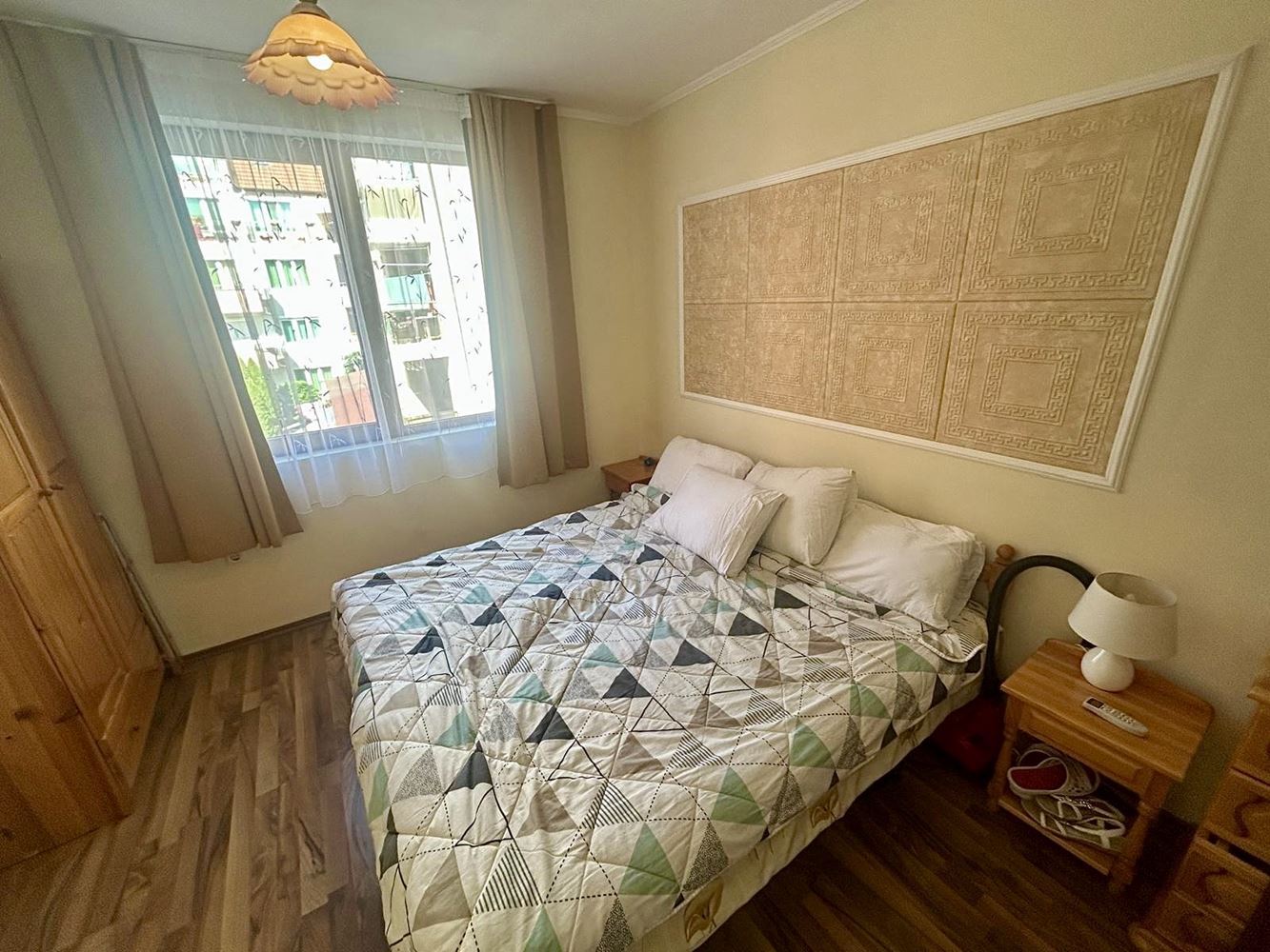 Przestronny apartament z jedną sypialnią i widokiem na zieleń w Nesebyrze – gotowy do zamieszkania