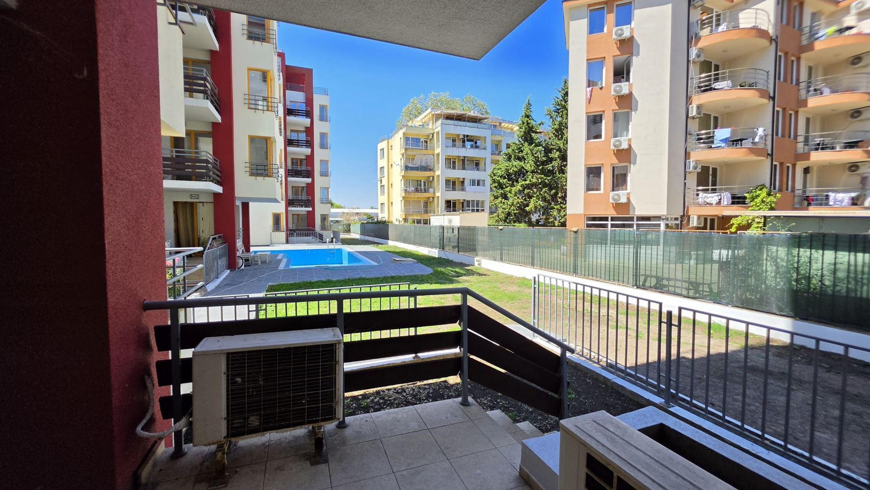 Apartament z prywatnym ogródkiem w Słonecznym Brzegu – bez opłaty za utrzymanie!