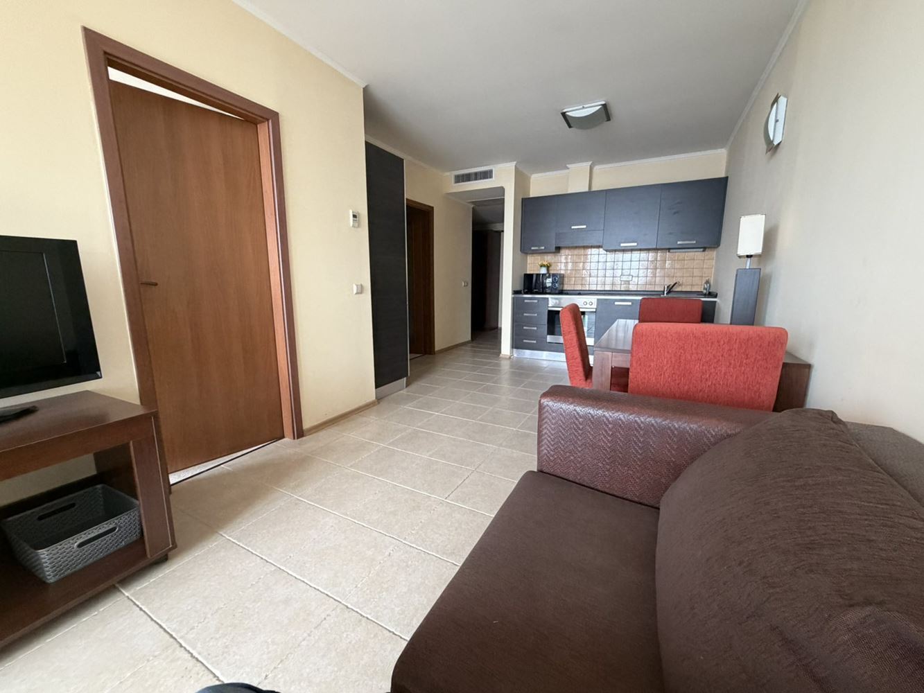 Mieszkanie z dwiema sypialniami w Pomorie z bezpośrednim widokiem na morze – luksusowe życie na pierwszej linii