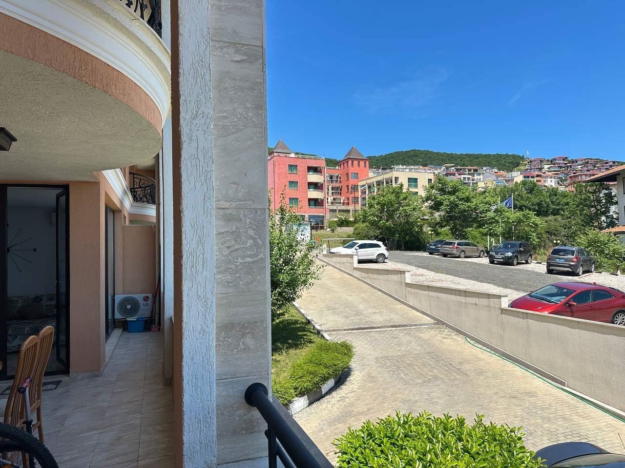 Apartament z dwiema sypialniami i widokiem na morze, 200 m od plaży w Świętym Własie