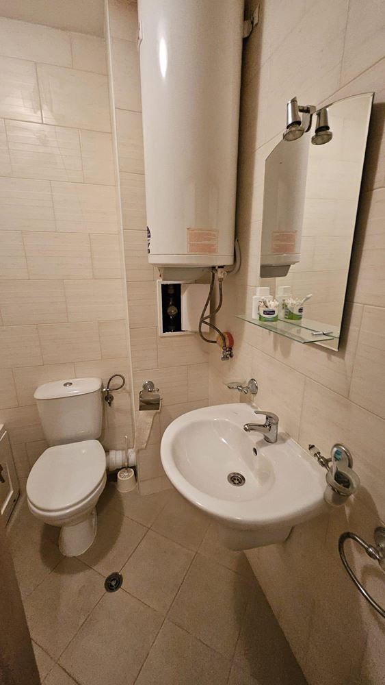 Przestronny apartament z dwiema sypialniami z doskonałym potencjałem w Słonecznym Brzegu – 110 m² komfortu i funkcjonalności