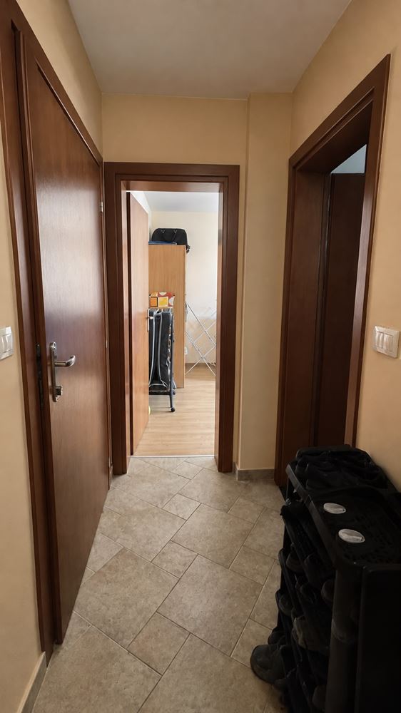 Apartament z jedną sypialnią w pierwszej linii brzegowej w Świętym Własie – przytulność i morska atmosfera