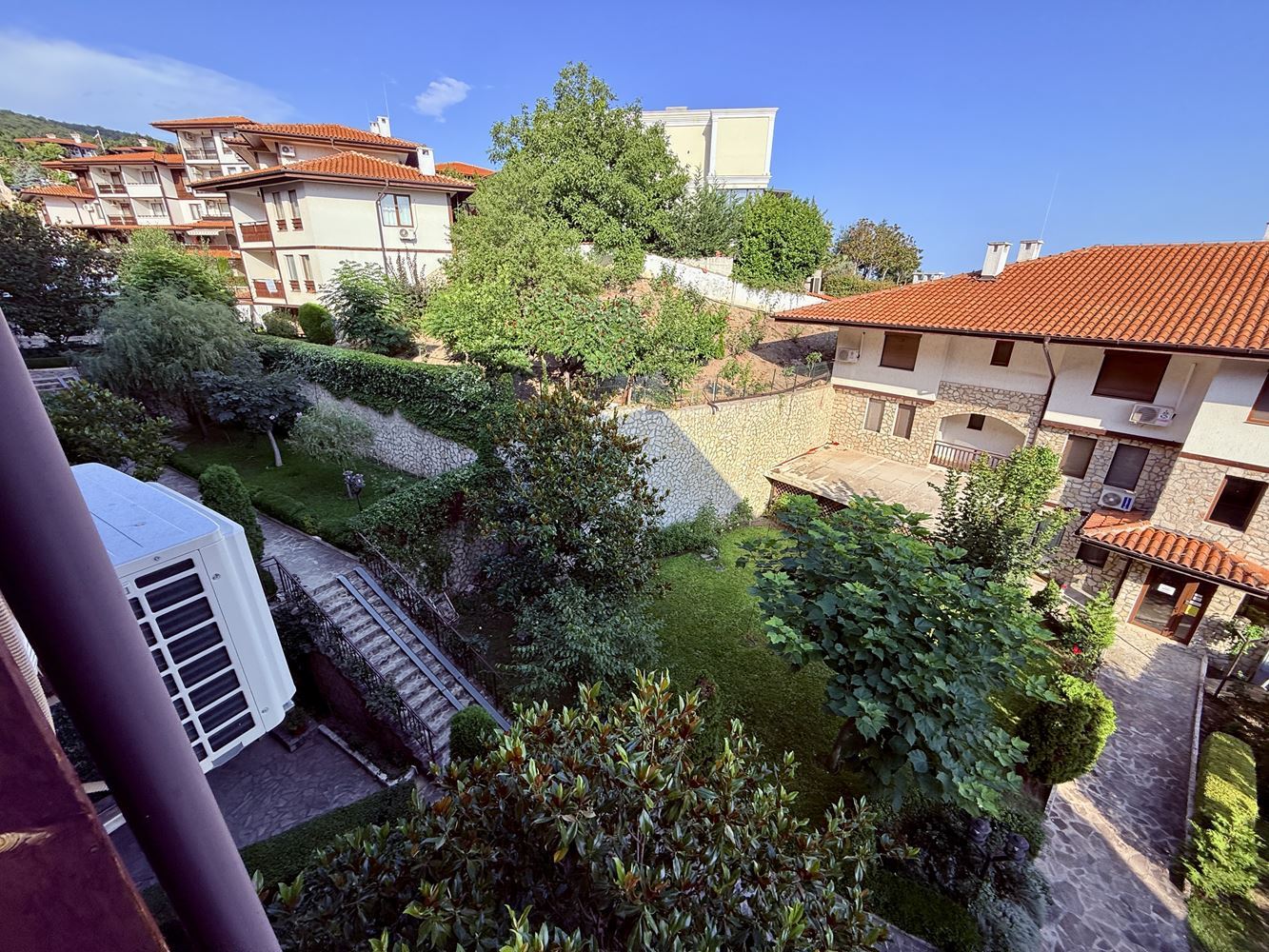 Apartament w pierwszej linii w Sveti Vlas – stylowa nieruchomość przy plaży i marinie jachtowej „Marina Dinevi”