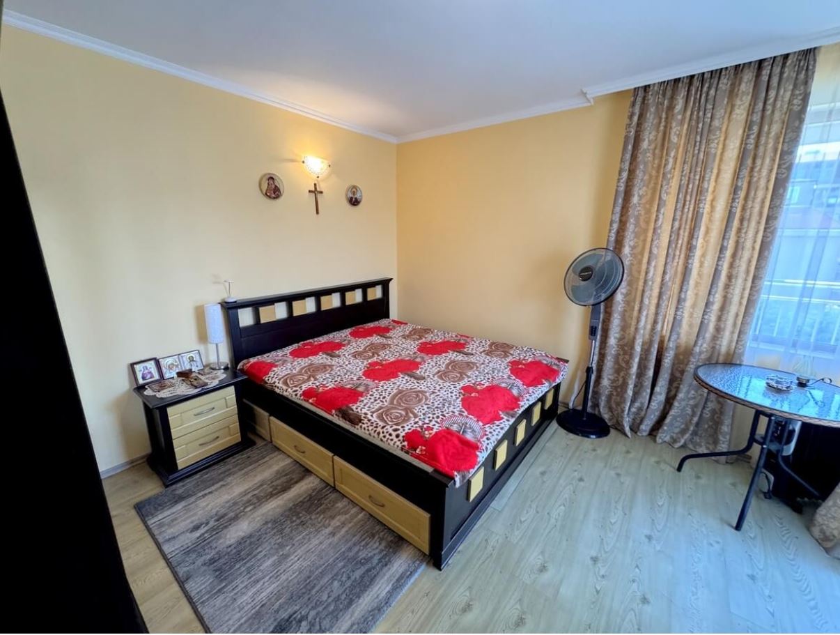 Przestronny apartament z dwiema sypialniami w Słonecznym Brzegu – komfort, spokój i przyjemna okolica