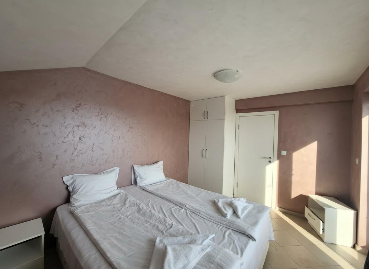 Słoneczne mieszkanie z jedną sypialnią w Rawdzie – doskonała inwestycja i komfort tylko 10 minut od plaży