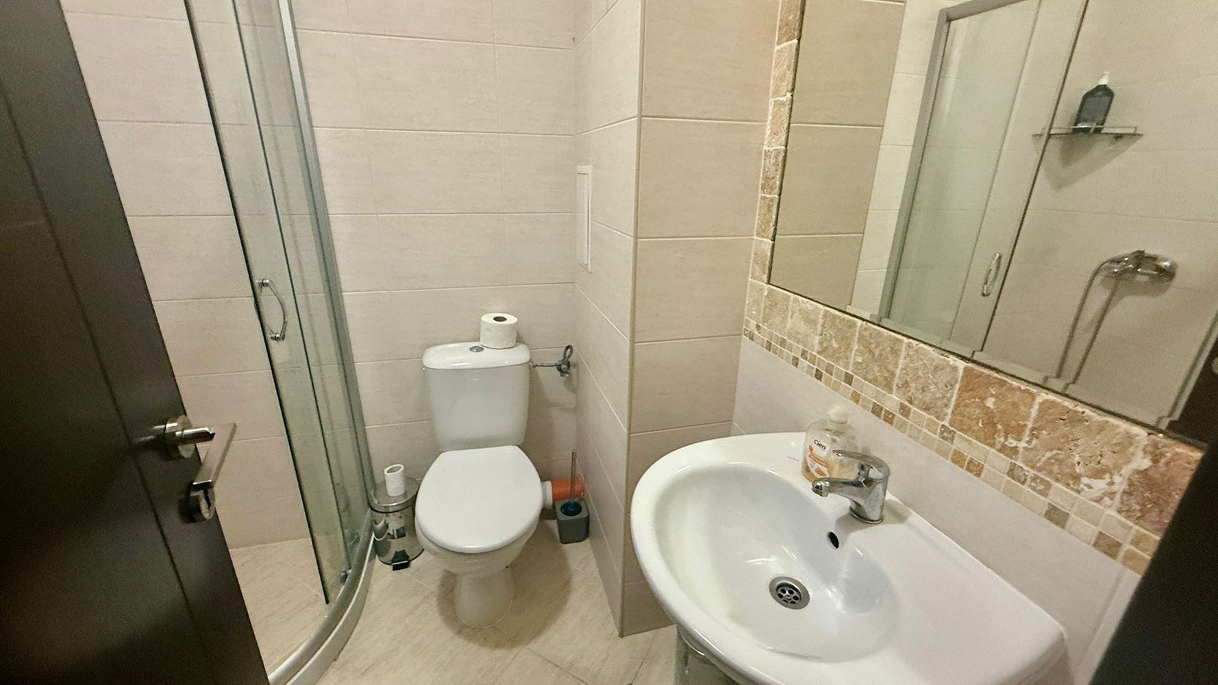Stylowo umeblowane studio w luksusowym kompleksie w centrum Słonecznego Brzegu – komfort wysokiej klasy