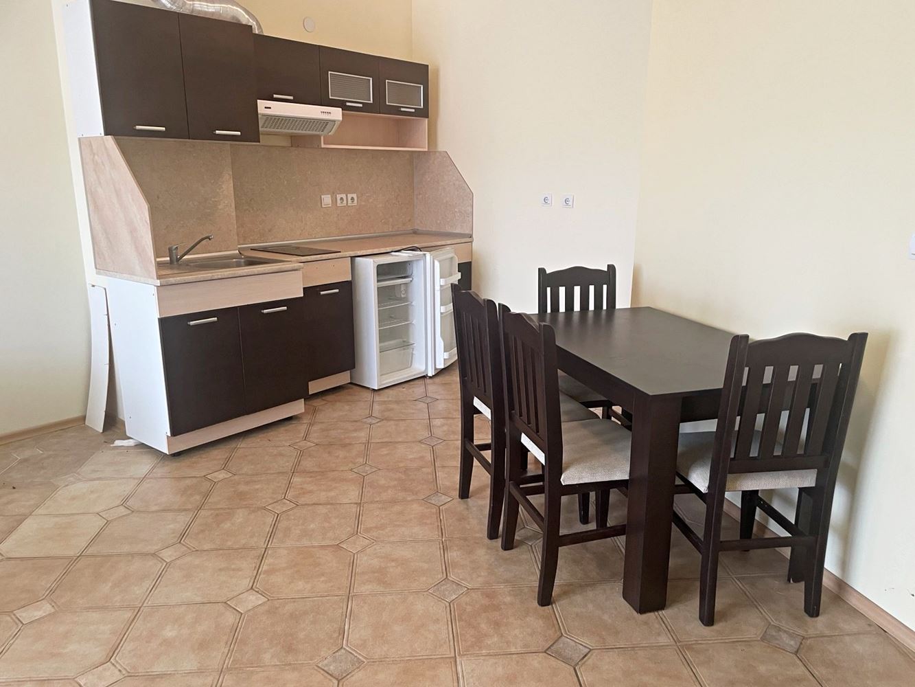 Przestronny apartament z panoramicznym widokiem i dwiema sypialniami w Słonecznym Brzegu