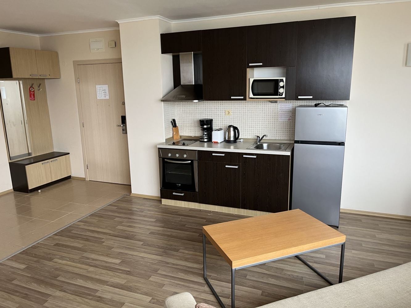 Obzor – umeblowane mieszkanie z jedną sypialnią na pierwszej linii z panoramicznym widokiem na morze