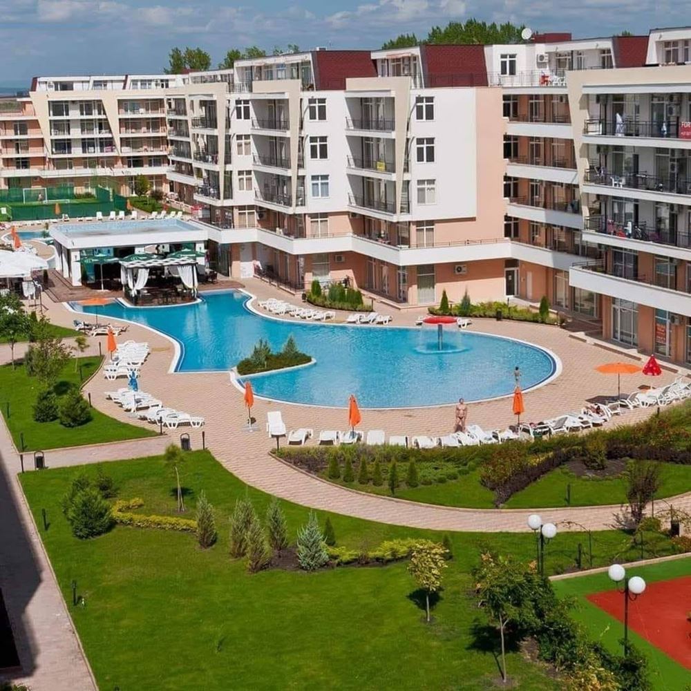 Przestronne mieszkanie z jedną sypialnią w zamkniętym kompleksie w Słonecznym Brzegu – komfort, spokój i doskonałe otoczenie