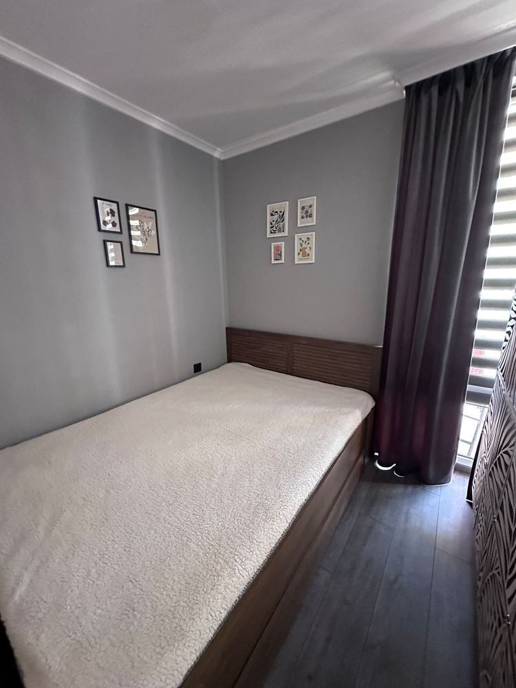 Dwupokojowe mieszkanie z częściowym widokiem na morze w Sveti Vlas – umeblowane, po remoncie, w luksusowym kompleksie zamkniętym