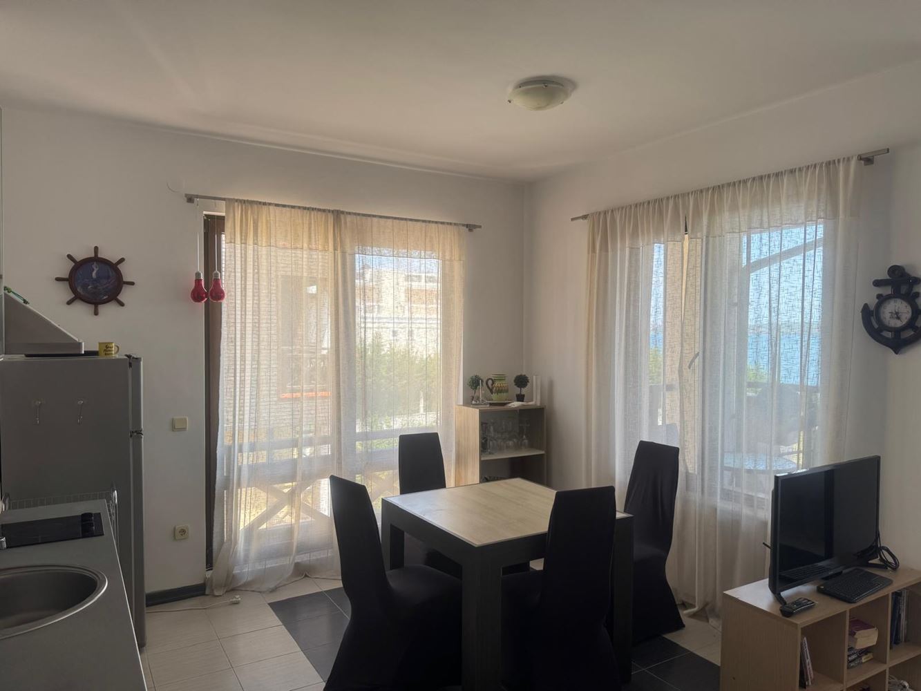 Wymarzony dom nad morzem – apartament z dwiema sypialniami, doskonałą lokalizacją i udogodnieniami