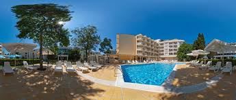 Apartament z dwiema sypialniami 300 metrów od plaży w centrum Słonecznego Brzegu