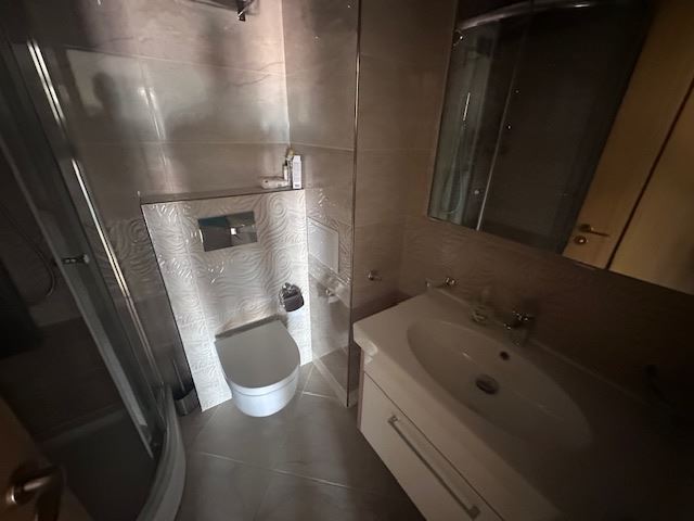 Penthouse z panoramicznym widokiem na morze i prywatnym dostępem do plaży w Sveti Vlas