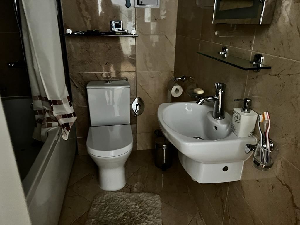 Przytulne mieszkanie 2-pokojowe z panoramicznym widokiem na morze i góry w Sveti Vlas