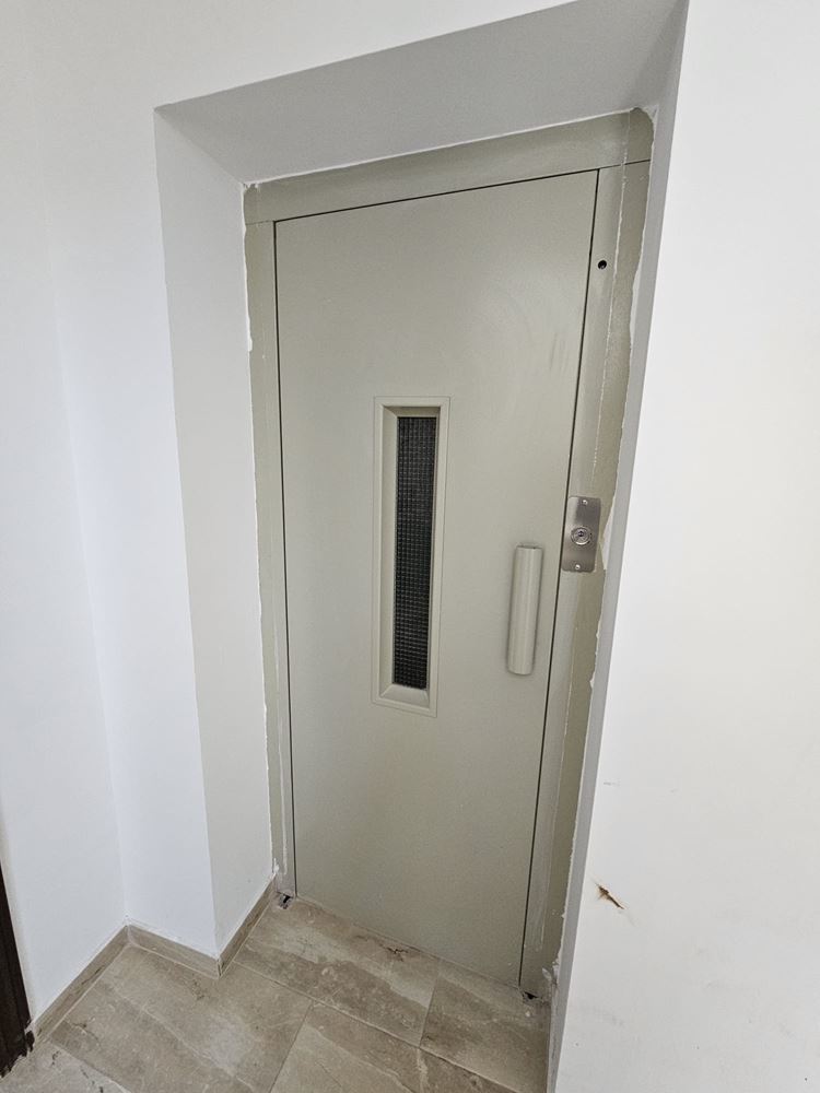 Przestronne i jasne mieszkanie z dwiema sypialniami i dwoma dużymi tarasami w Meden Rudnik – idealne dla rodziny lub jako inwestycja