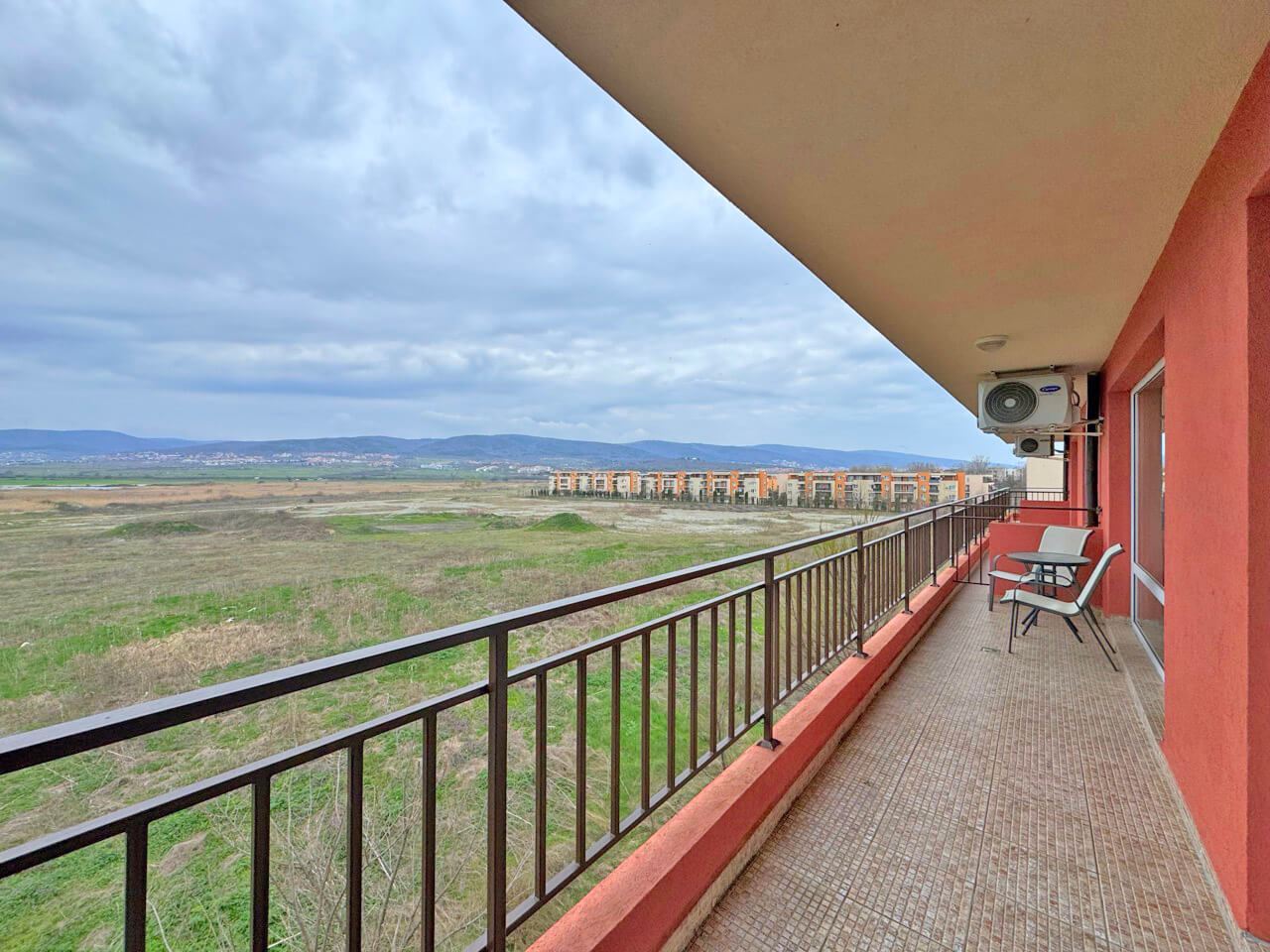 Mieszkanie z jedną sypialnią w Słonecznym Brzegu – przytulność, komfort i pełnia życia nad morzem