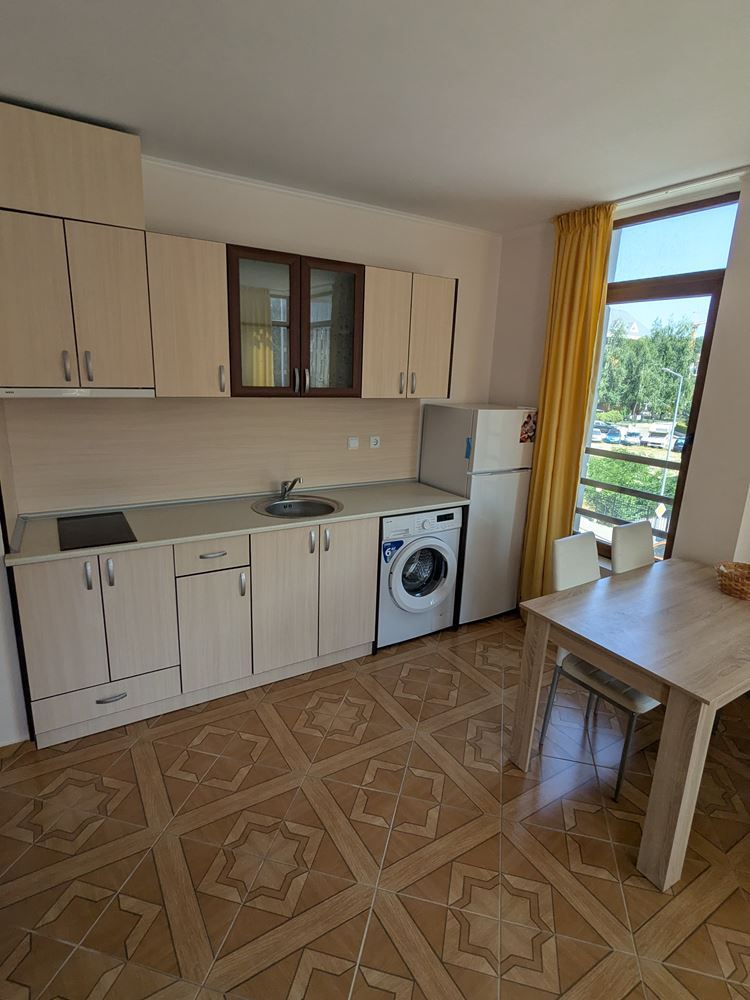 Przytulny apartament z jedną sypialnią w Słonecznym Brzegu – komfort, udogodnienia i doskonała lokalizacja