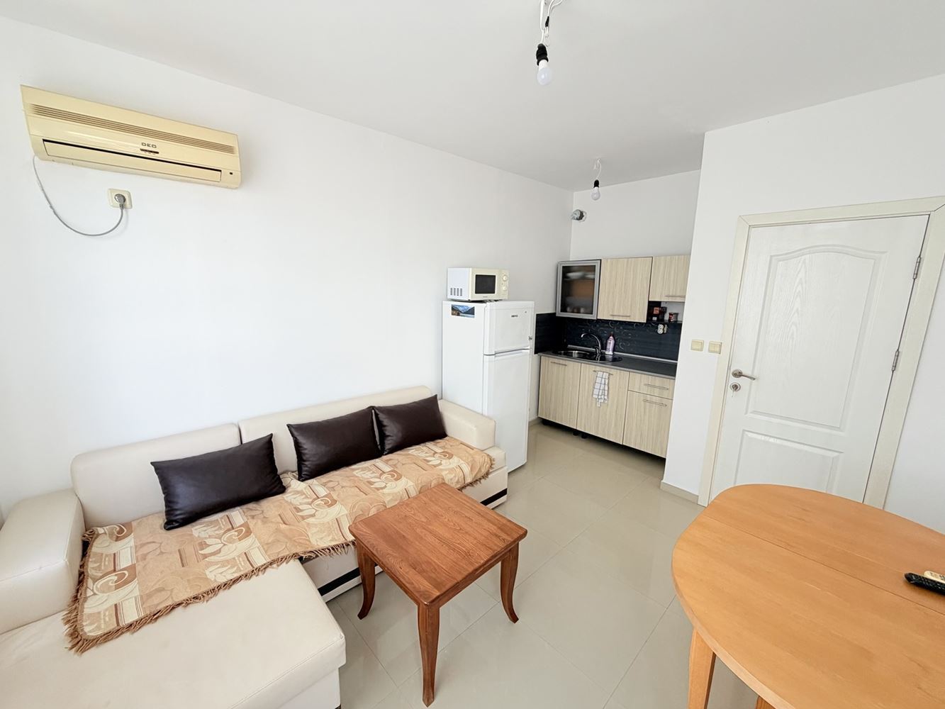 Apartament z trzema pokojami w Rawdzie z widokiem na morze i bez opłaty za utrzymanie! 