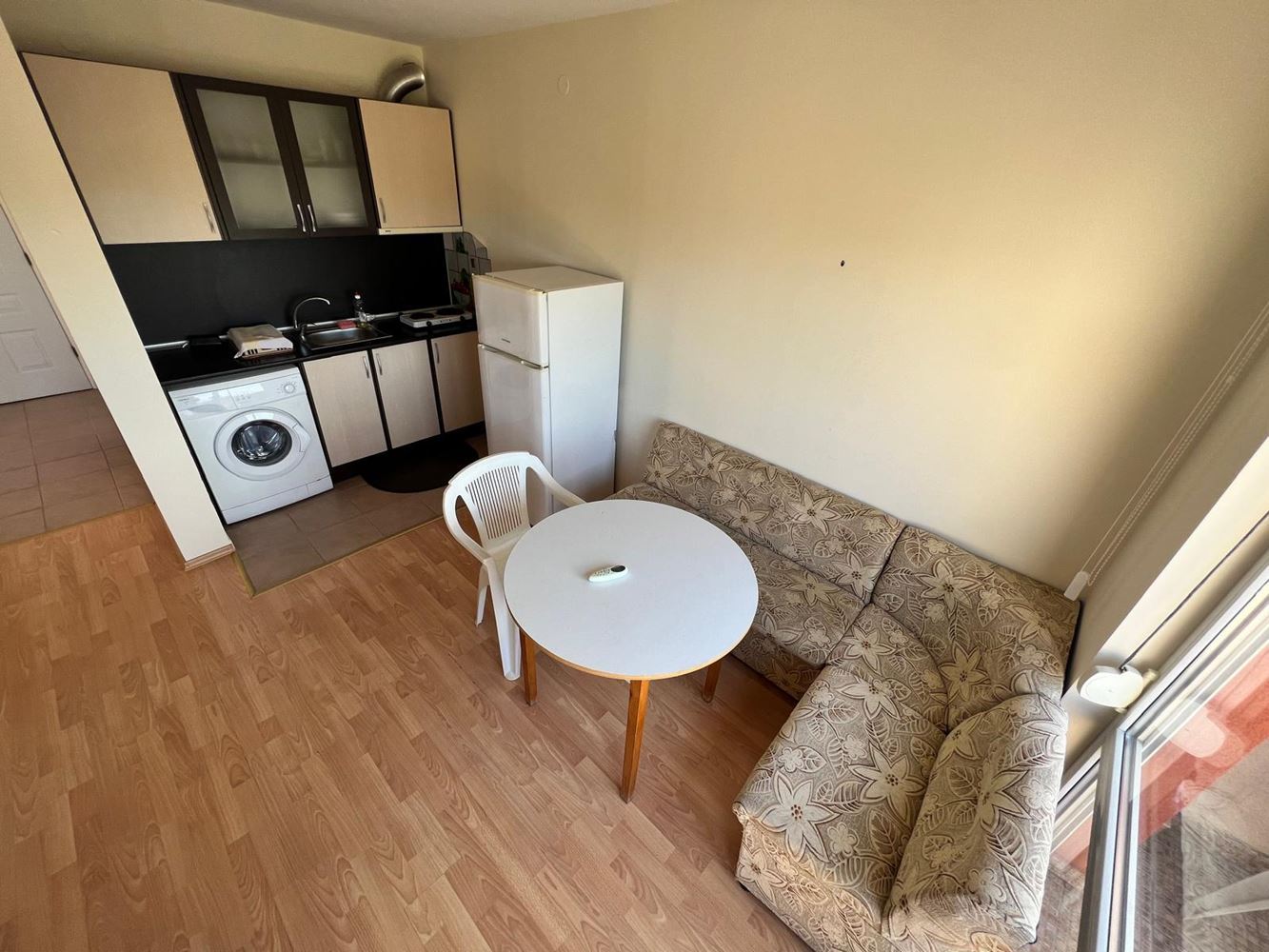 Przestronne i w pełni umeblowane studio w Słonecznym Brzegu – gotowe do zamieszkania lub inwestycji