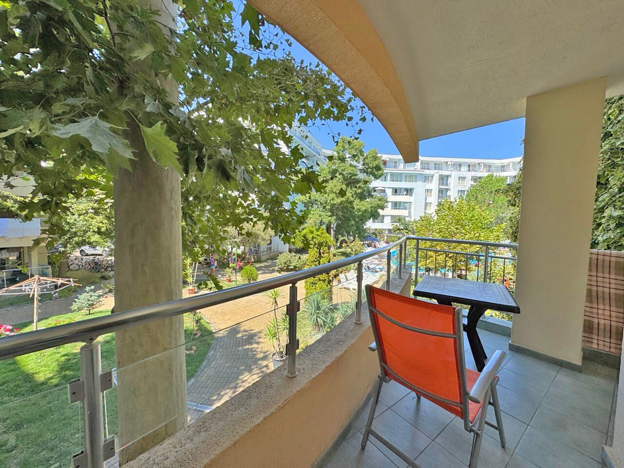 Apartament z jedną sypialnią z widokiem na basen, 100 m od plaży w Słonecznym Brzegu