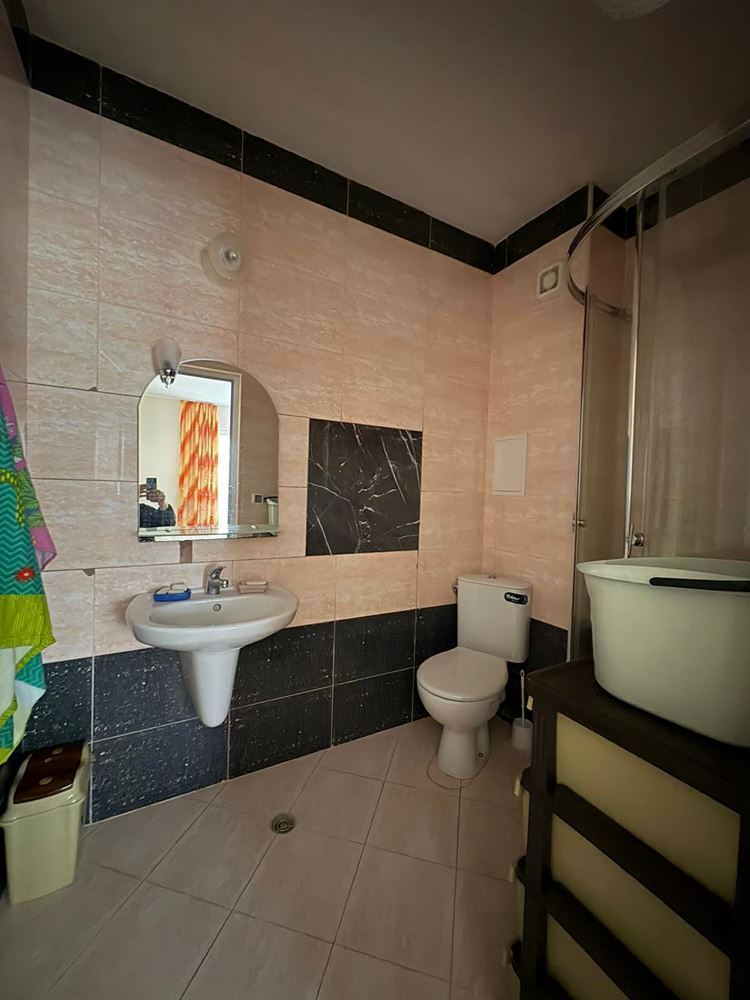 Przestronne studio w sercu Starego Miasta w Pomorie – zaledwie kilka kroków od morza