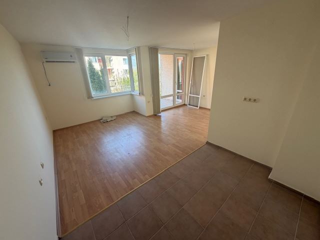 Przestronne mieszkanie z jedną sypialnią w zielonej oazie w Słonecznym Brzegu – idealne na wakacje i inwestycję