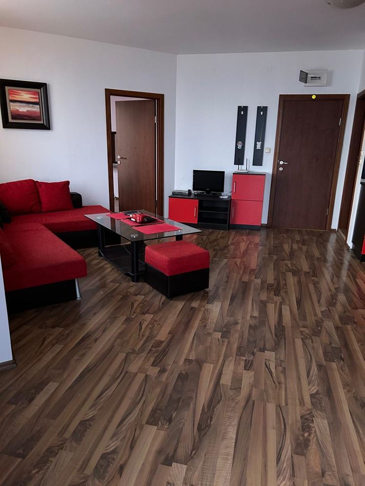 Przestronny apartament z dwiema sypialniami i panoramicznym widokiem na morze w Sveti Vlas