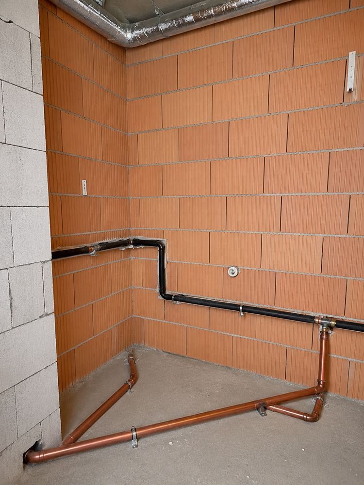 Apartament z prywatnym ogródkiem 100 m od morza w Sarafowie – nowa inwestycja, przed Aktem 15