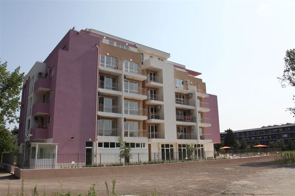 Stylowe umeblowane studio w całorocznym kompleksie w Słonecznym Brzegu, 400 metrów od plaży