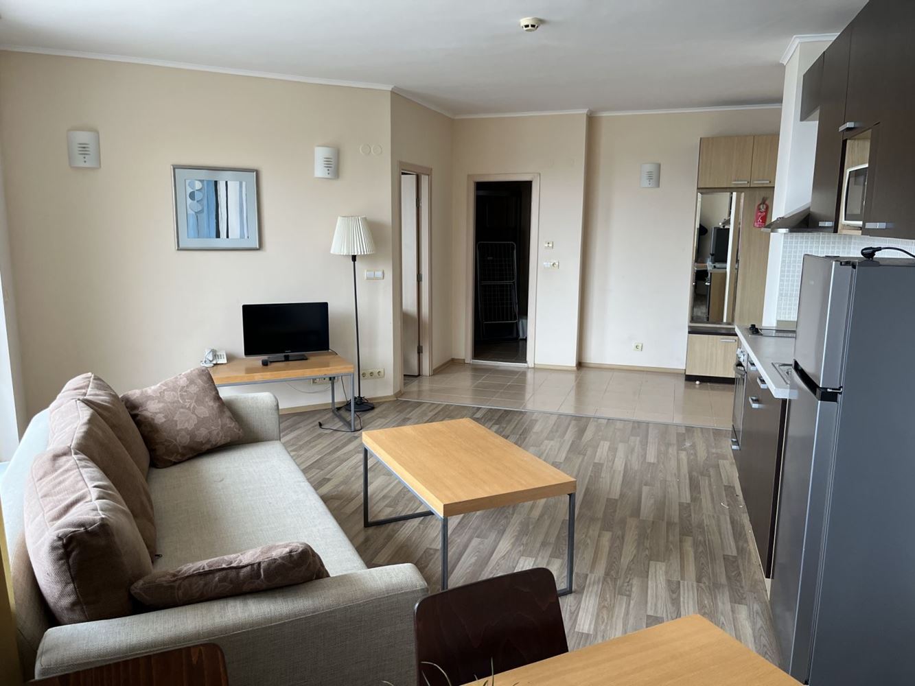 Obzor – umeblowane mieszkanie z jedną sypialnią na pierwszej linii z panoramicznym widokiem na morze