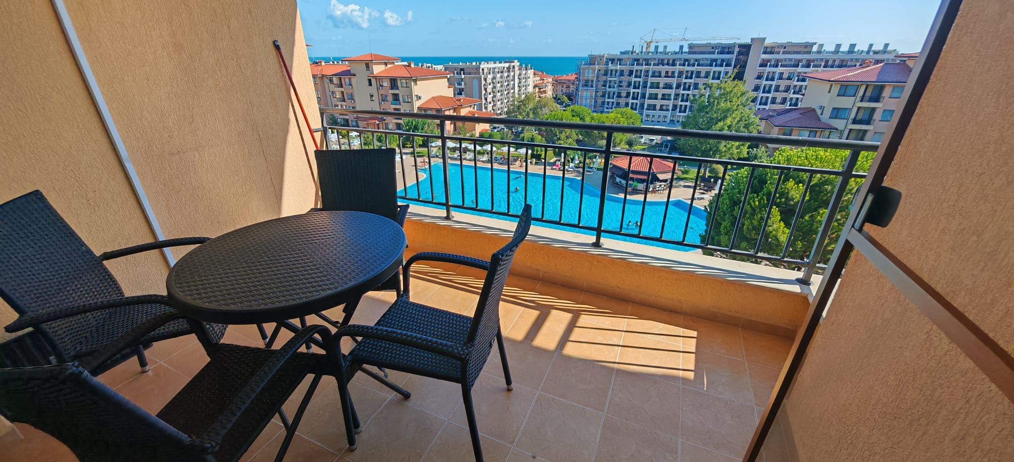 Panoramiczny widok na morze i baseny – przestronny apartament z dwiema sypialniami w Sveti Vlas