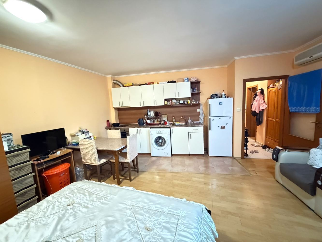 100 metrów od morza – przytulny apartament z jedną sypialnią i widokiem na spokojną część kompleksu