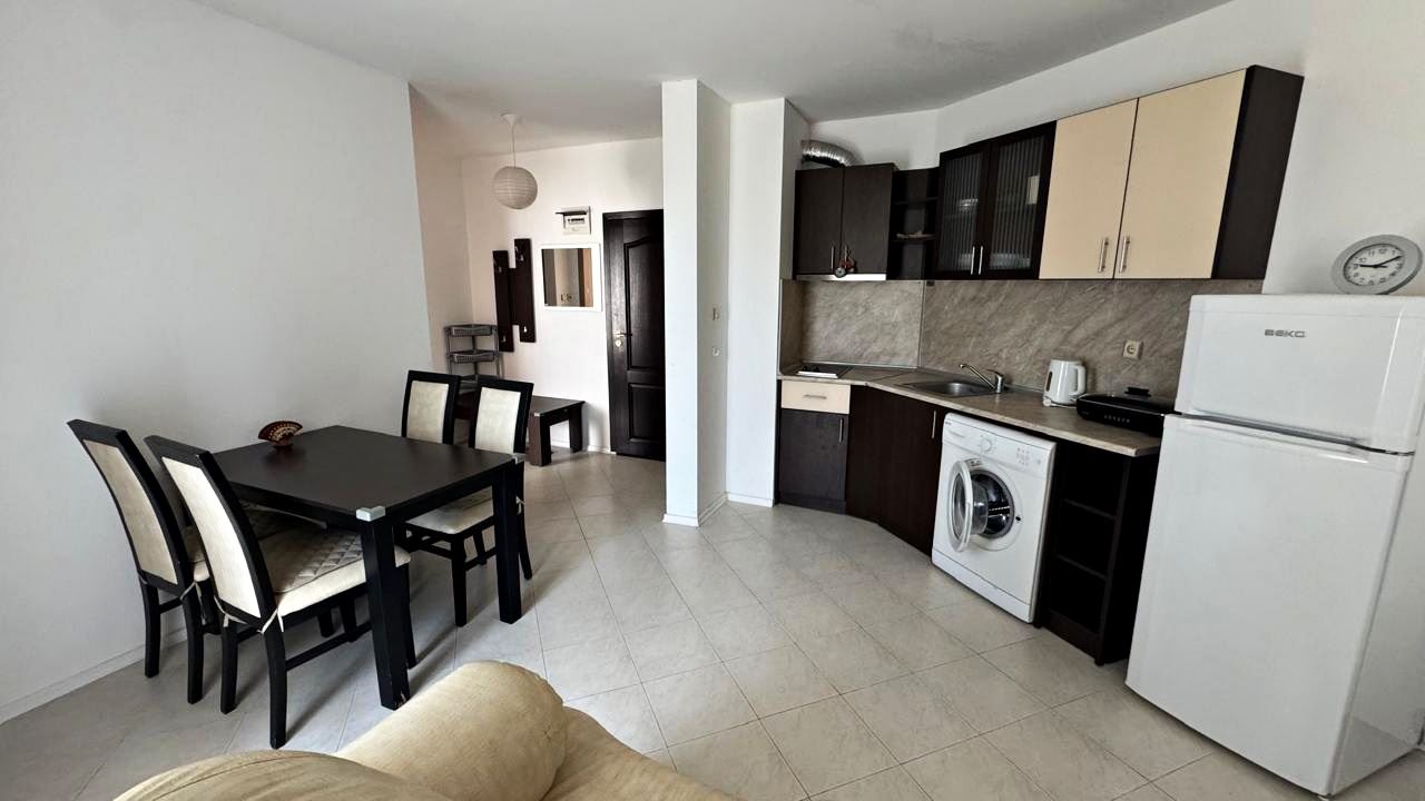 Przytulny apartament z jedną sypialnią w zadbanym kompleksie – komfort, spokój i doskonałe warunki do wypoczynku
