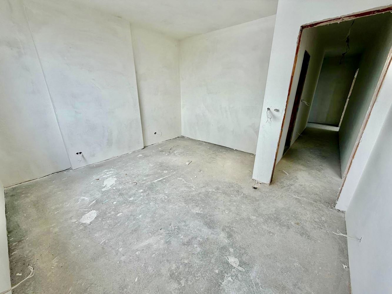 Nowoczesny apartament z dwiema sypialniami i widokiem na jezioro w Burgas. Z miejscem parkingowym!