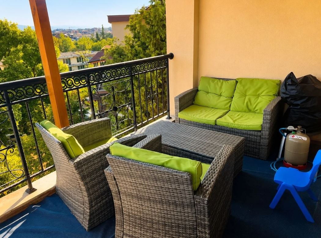 Przestronny apartament dwupoziomowy z panoramicznym tarasem w Rawdzie – doskonały wybór do zamieszkania, wypoczynku lub inwestycji