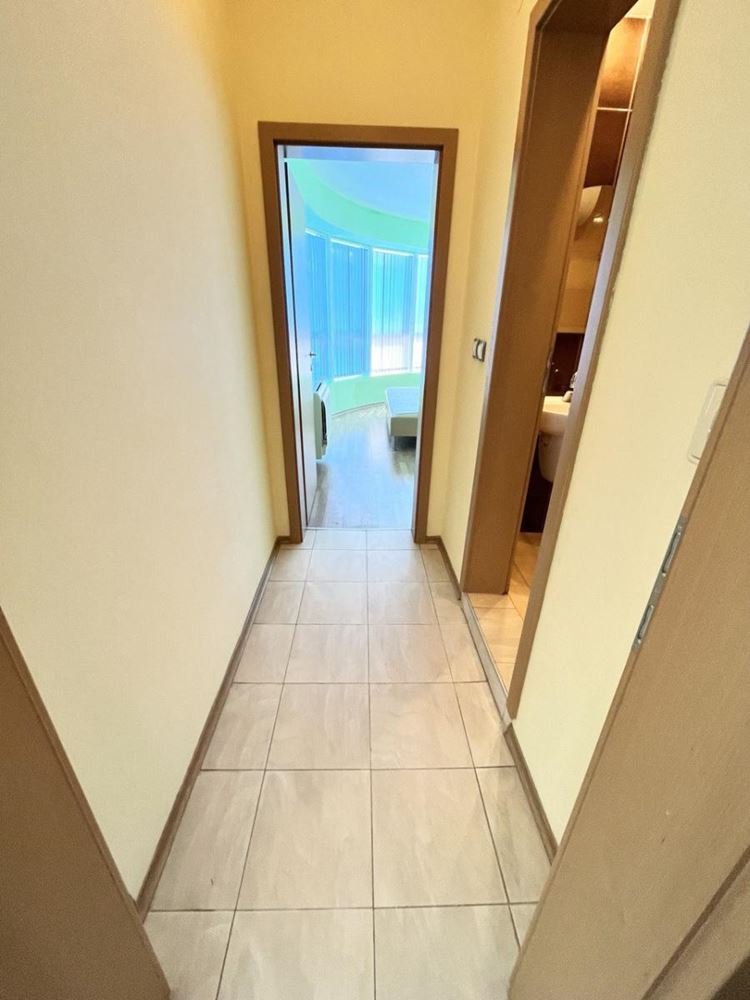 Przestronny apartament z jedną sypialnią i widokiem na basen w doskonale utrzymanym kompleksie w Pomorie