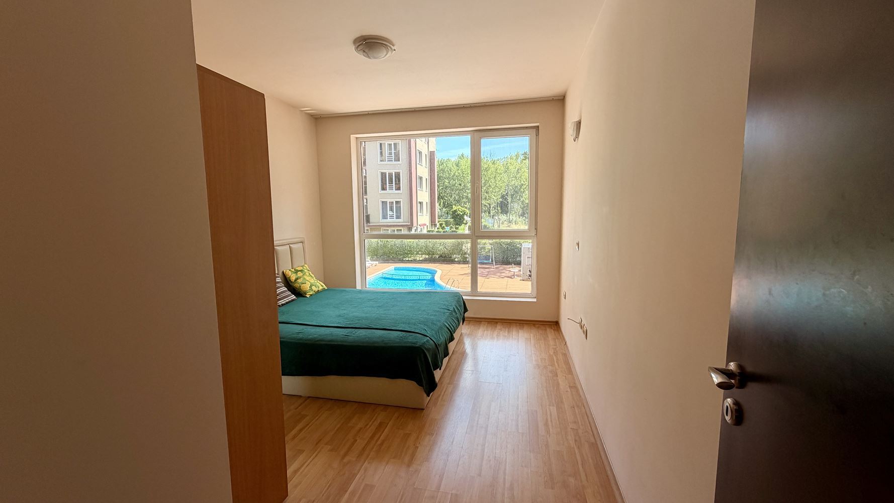 Słoneczny Brzeg: apartament z jedną sypialnią 300 metrów od plaży – komfort, jakość i doskonała inwestycja