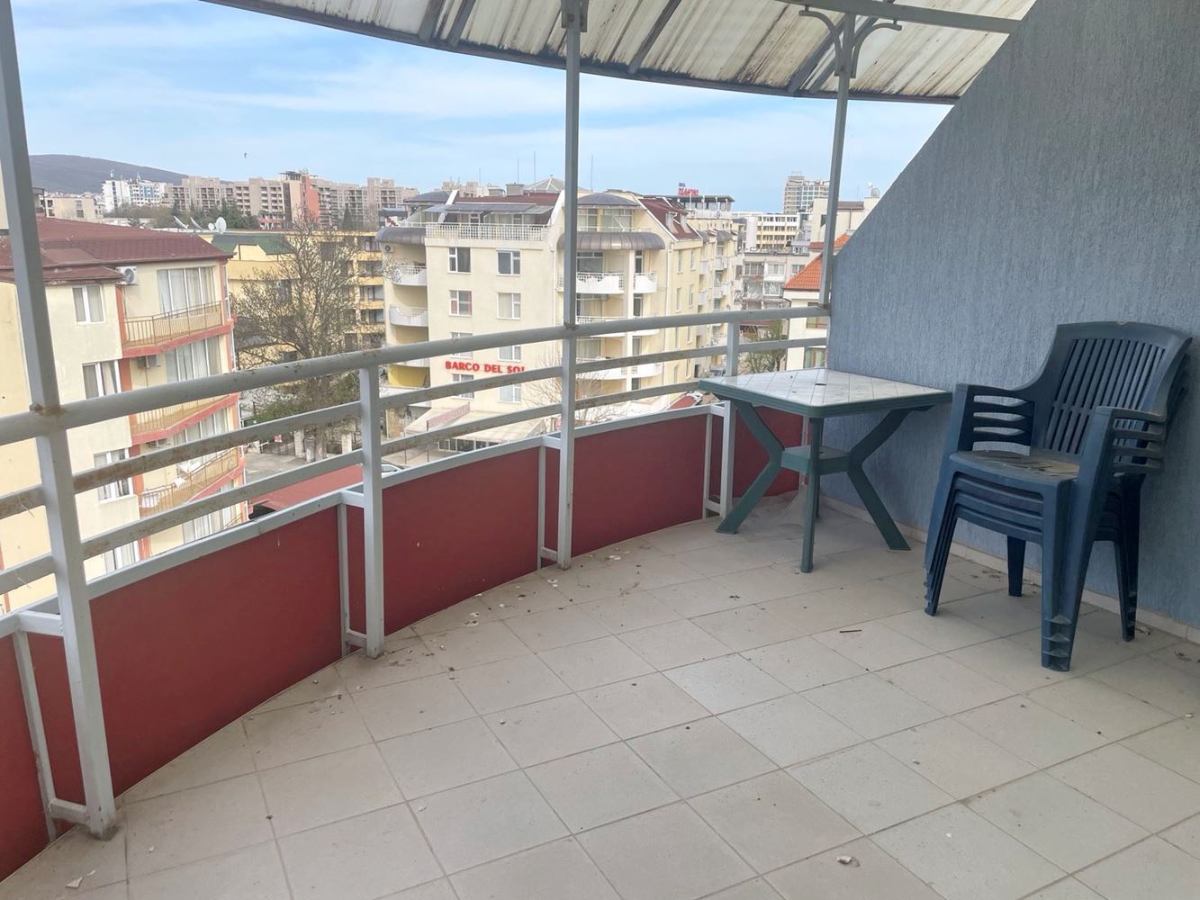 Przestronny apartament z panoramicznym widokiem i dwiema sypialniami w Słonecznym Brzegu