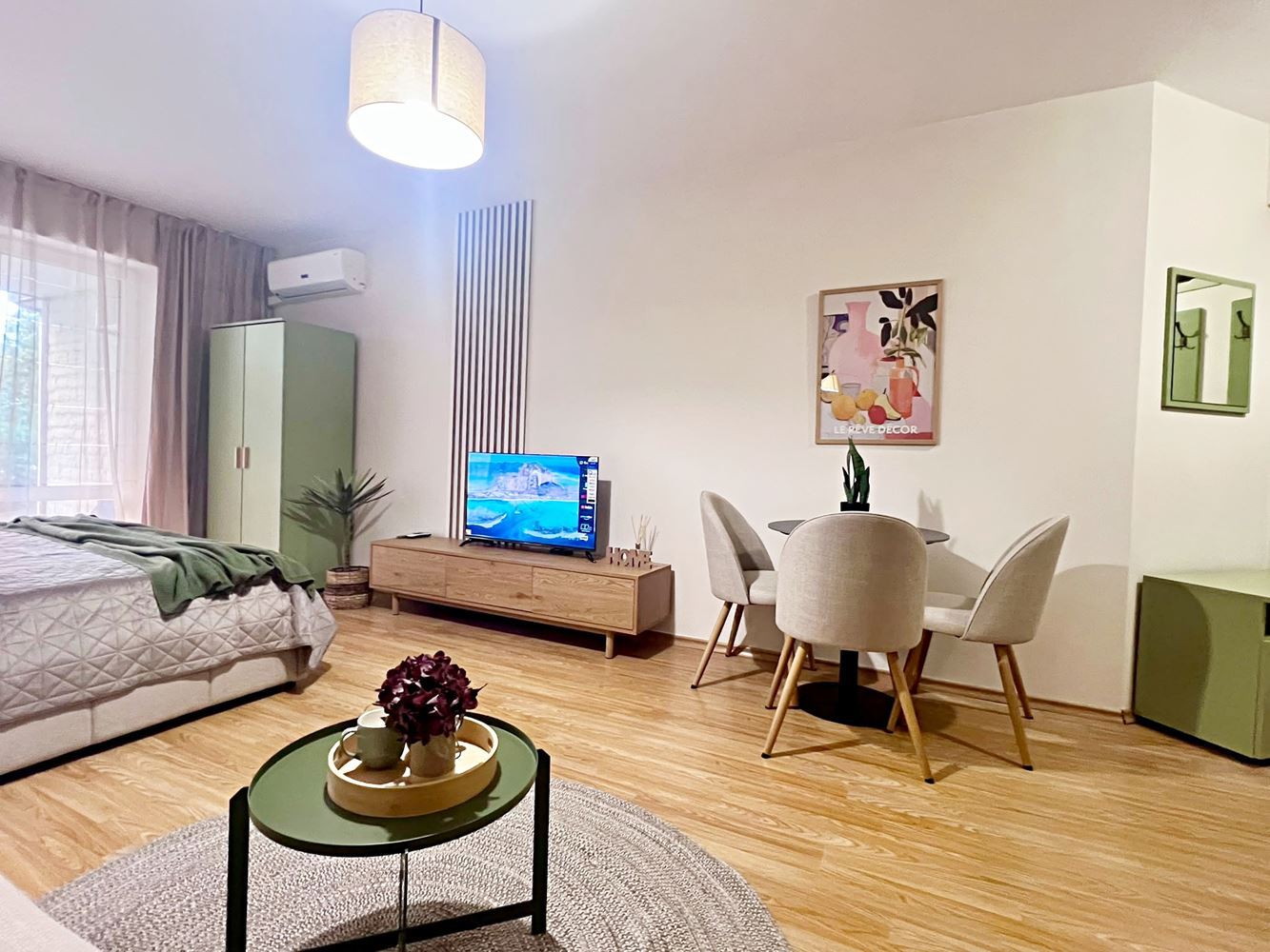 Studio z designerskim remontem w Świętym Własie – zaledwie 200 m od morza