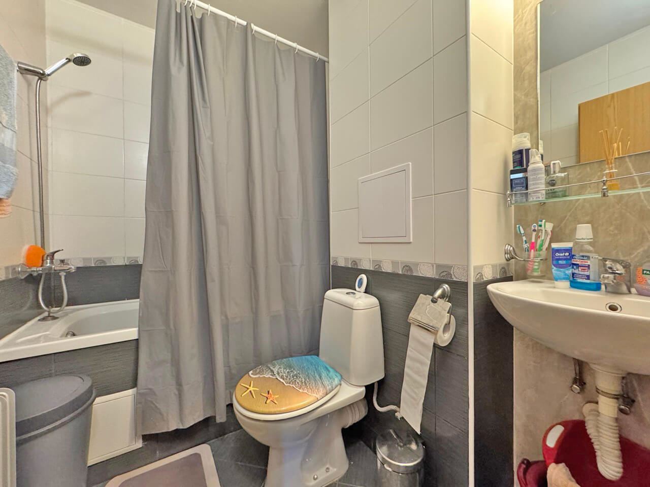 Apartament z jedną sypialnią w kompleksie z morską atmosferą na pierwszej linii w Sweti Włas