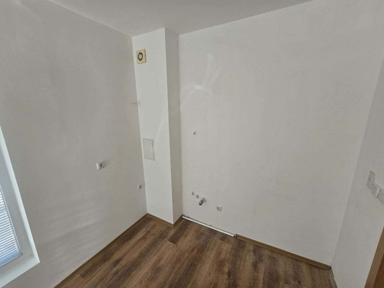  Przytulne studio z osobnym wejściem i ekspozycją południowo-zachodnią – spokój i komfort blisko Słonecznego Brzegu