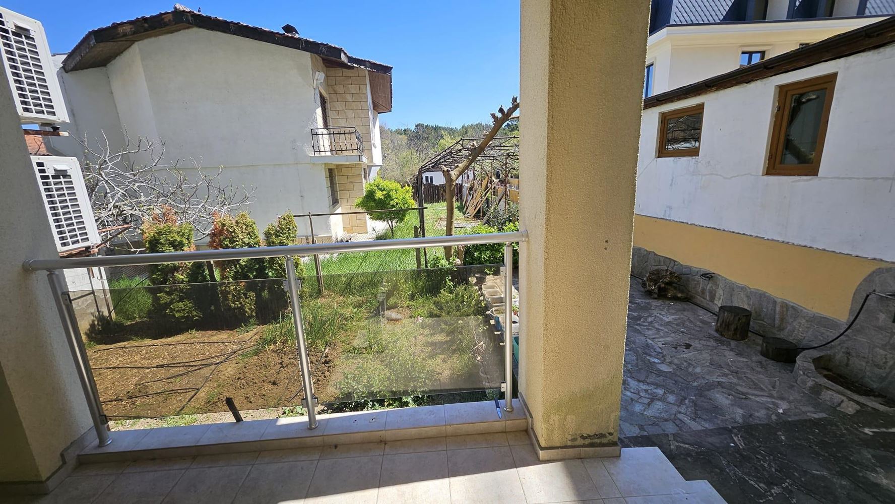 Mieszkanie dwupokojowe 50 metrów od morza bez opłat eksploatacyjnych – Achtopol