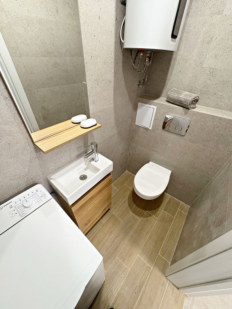 Dwa niezależne przestrzenie mieszkalne z widokiem na morze w centrum Świętego Własu – designerskie wnętrze i własne miejsce parkingowe