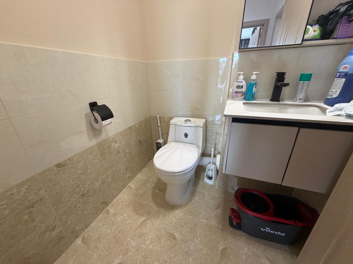 Apartament z 2 sypialniami w nowoczesnym kompleksie z pięknym otoczeniem zieleni w Rawdzie
